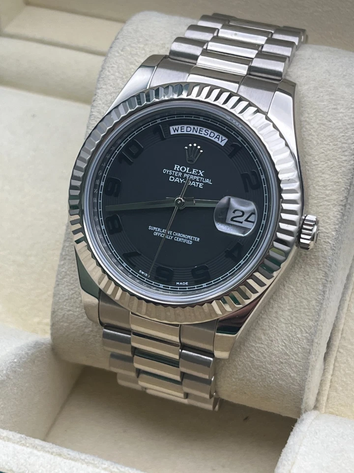 Rolex Day-Date II 41 MM esfera negra oro blanco pulsera President (218239) Foto 4 de 4
