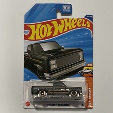 Hot Wheels 83 Chevy Silverado - HW Hot Trucks - 157/250 2025
