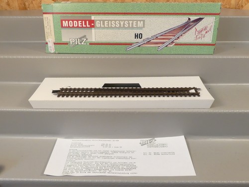Pilz 85187 Gleiswechsel li./re. H0 H0m Gleise Gleis Anlage Bemo Tillig Roco | Condition: Neu