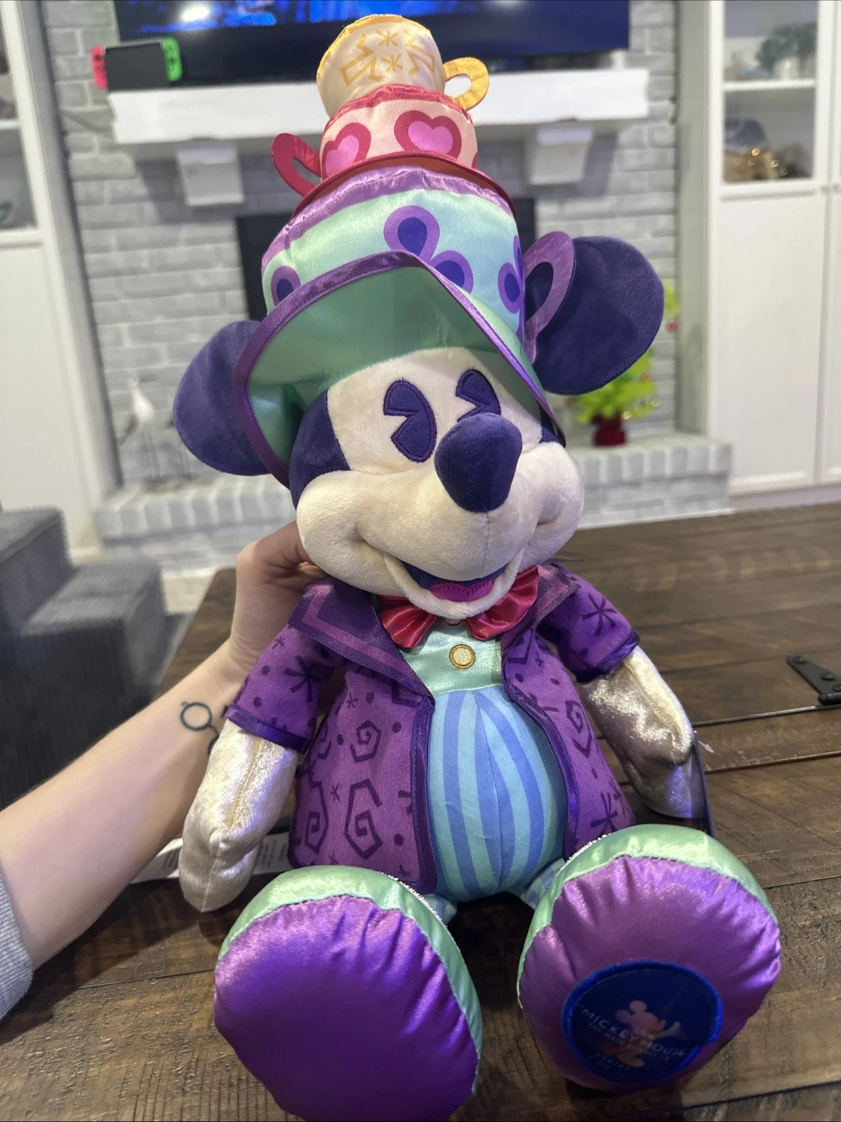 Mickey Mouse: The Main Attraction Plush Mad Tea Party Limited Release NWT #3/12