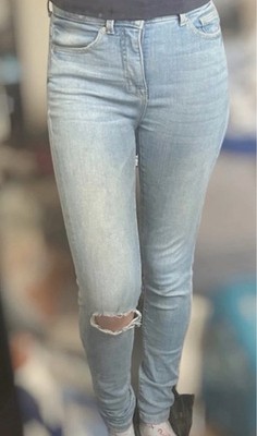 Clockhouse Damen High Rise Skinny Jeans hellblau mit Riss, Größe 34, Stretch