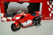 Minichamps Ducati Desmosedici Loris Capirossi Moto GP 2004 1 12 Ducati Bike