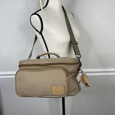 Ricardo Beverly Hills carry on toiletry with lock bag tote travel crossbody