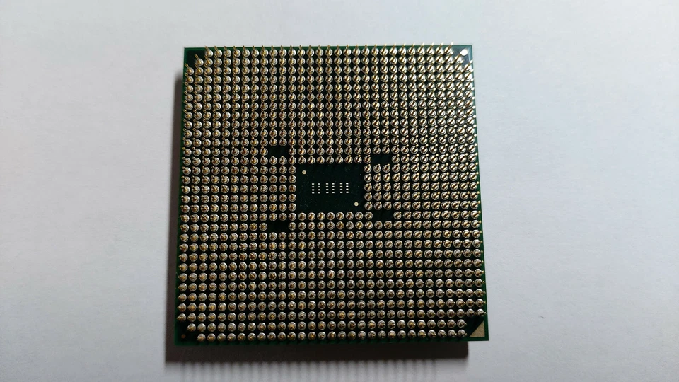 AMD A6-3600 Series A6-3670K AD3670WNZ43 CPU Quad-Core 2.7 GHz 4M Socket FM1 - Image 2 of 4