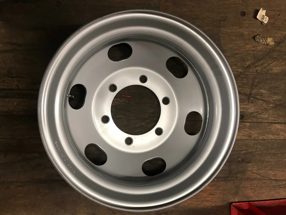 Mercedes Vario 814D 811D R17.5 inch 17.5 x 6.00.   Wheel Rim - NEW - Image 2 of 2