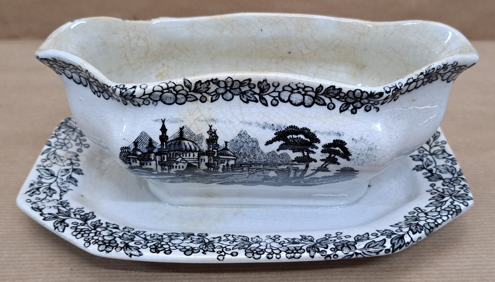 Salsera de la Cartuja Pickman Sevilla