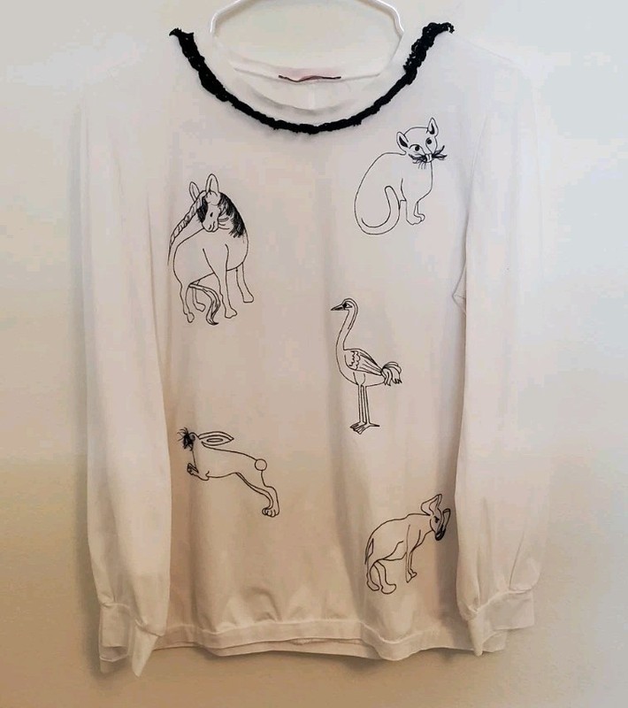 Rose' A Pois Embroidered Animal Design Long Sleeve Chic Blouse Made In Italy