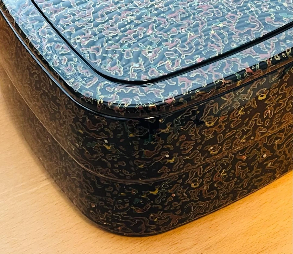 Caja de laca japonesa incrustación de carcasa roja dos niveles cuadrada Jubako Bento vintage Foto 3 de 4