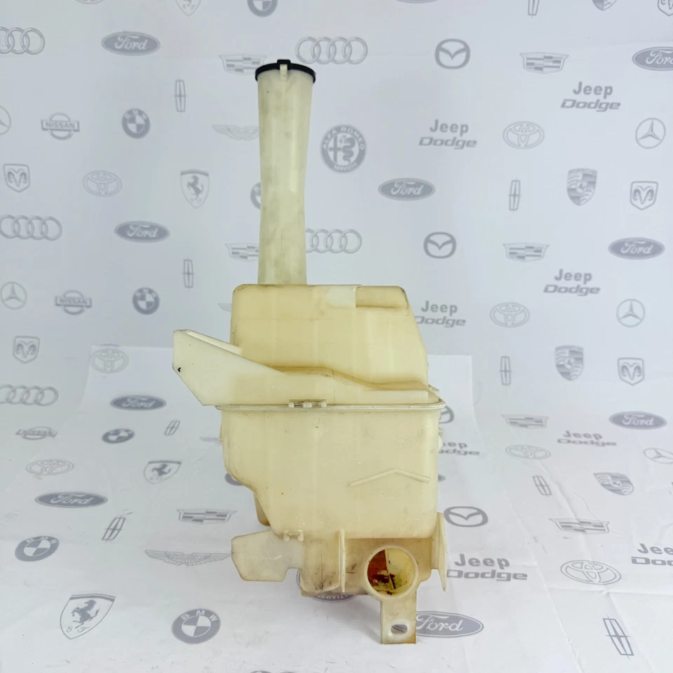Toyota Sienna 2004-2020 tanque depósito lavadora parabrisas OEM 060851-096 Foto 2 de 4