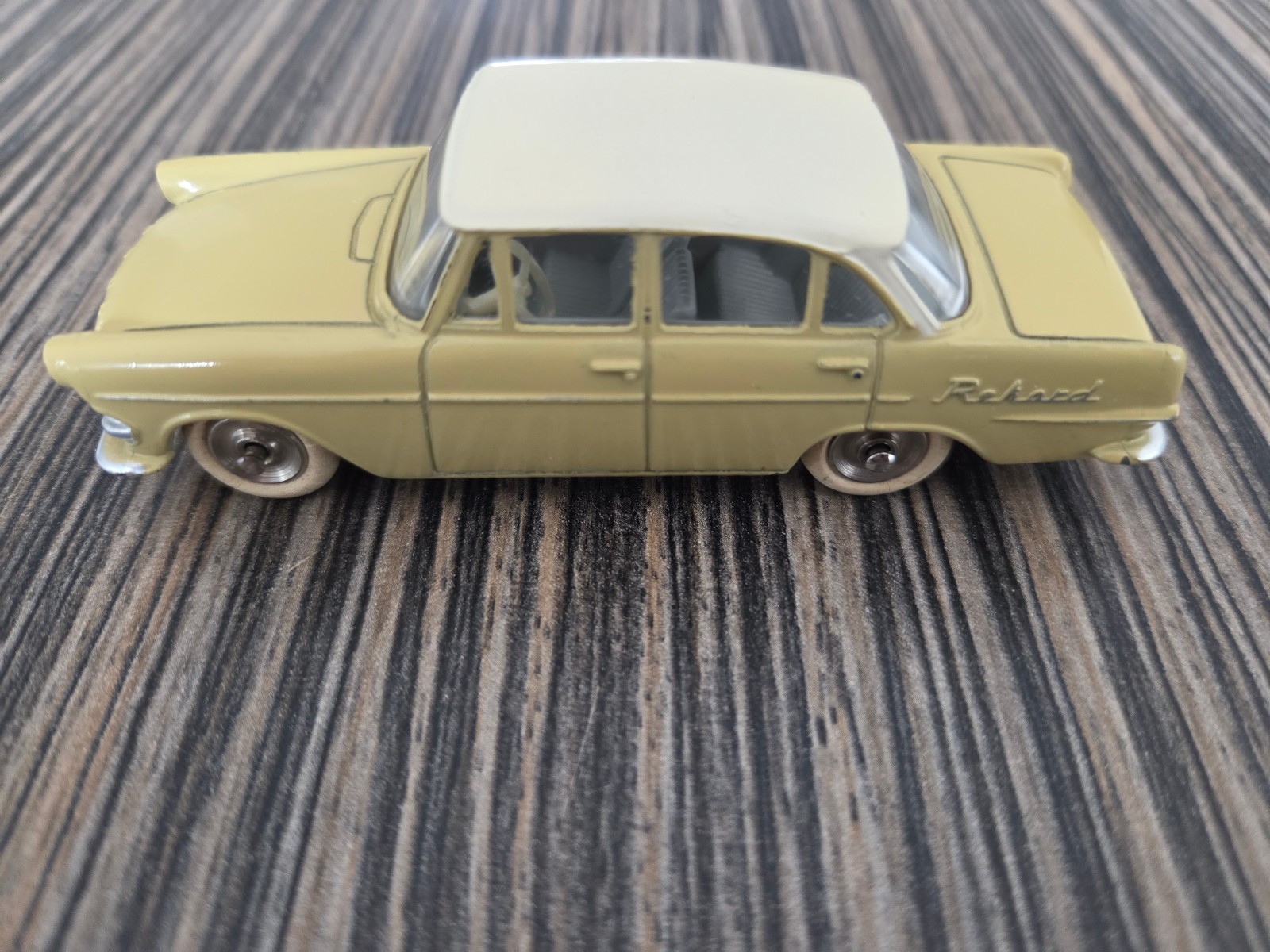 Dinky 554, Opel Rekord - Free Price Guide & Review