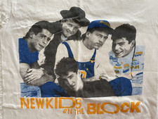 Vintage 1990 NEW KIDS ON THE BLOCK Tee T-Shirt Size Medium Concert Tour