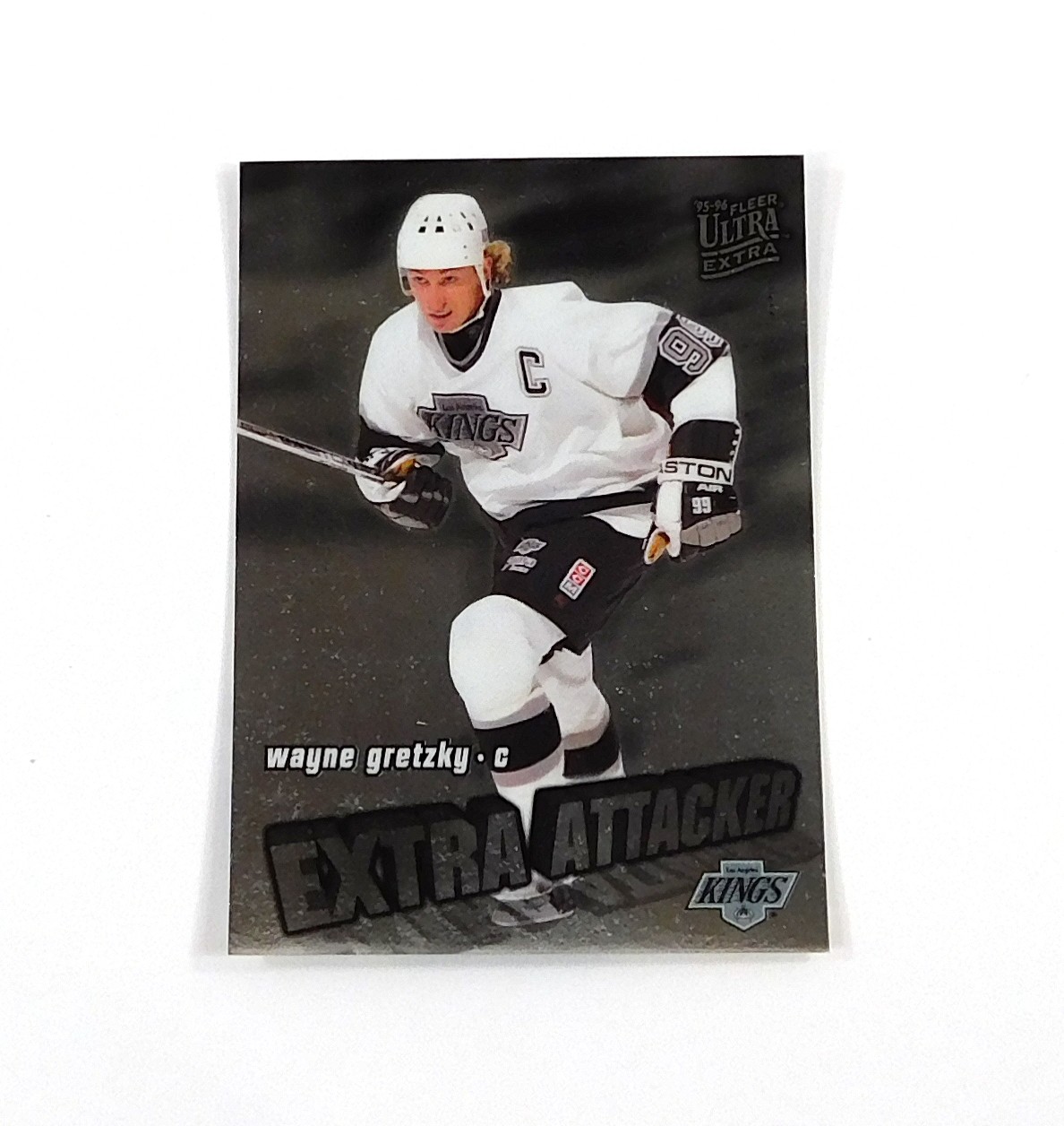 1995-96 Ultra Extra Attackers Wayne Gretzky #7 Kings