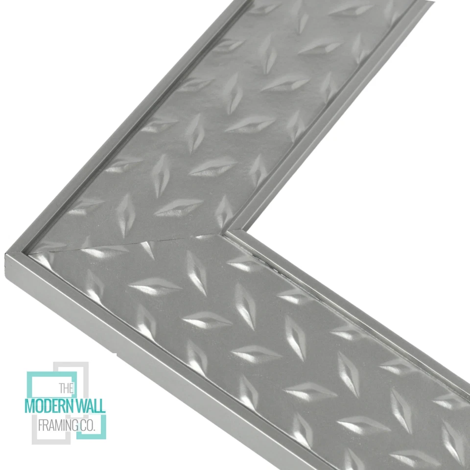 Marco de fotos con placa de diamante plateado negro | Marco de arte de pared personalizado industrial Foto 2 de 4