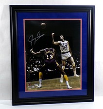 Jerry Lucas Signed 16 x 20 Color Photo Framed Knicks Fanatics Auto