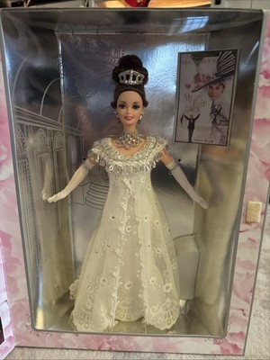 my fair lady white dress Audrey Hepburn My Fair Lady Outfit Audrey Hepburn's White Ballgown From 'My Fair Lady' (1964