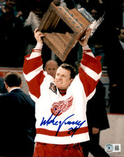Mike Vernon Signed Detroit Red Wings 1997 Stanley Cup MVP 8x10 Photo Beckett COA