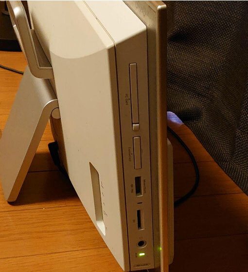 PC SONY VAIO VGC-LJ51B 15 inch all-in-one desktop Celeron-540