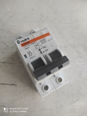 Disjoncteur Unipolaire Merlin Gerin C32A - Série 3000 - Courant Nominal 20A - Occasion Fonctionnel