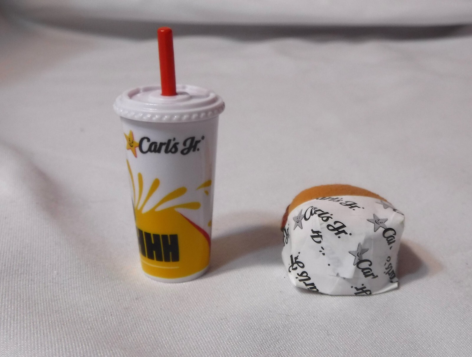 Zuru Mini Brands Fast Food Carl's Jr Lot Ice Cold Soda Drink & Hamburger Toy