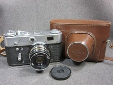 VINTAGE FED 3 USSR RANGEFINDER CAMERA WITH INDUSTAR-61 L/D LENS AND LEATHER CASE