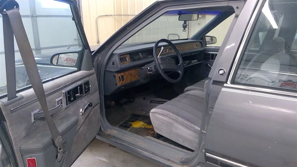 Buick Lesabre 1989 FWD Automatic Transmission 6616 - Image 2 of 4