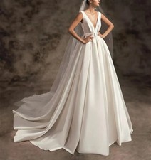 Long V-Neck Wedding Dresses With Pockets A-Line Pleated Zipper Back Bridal Gowns