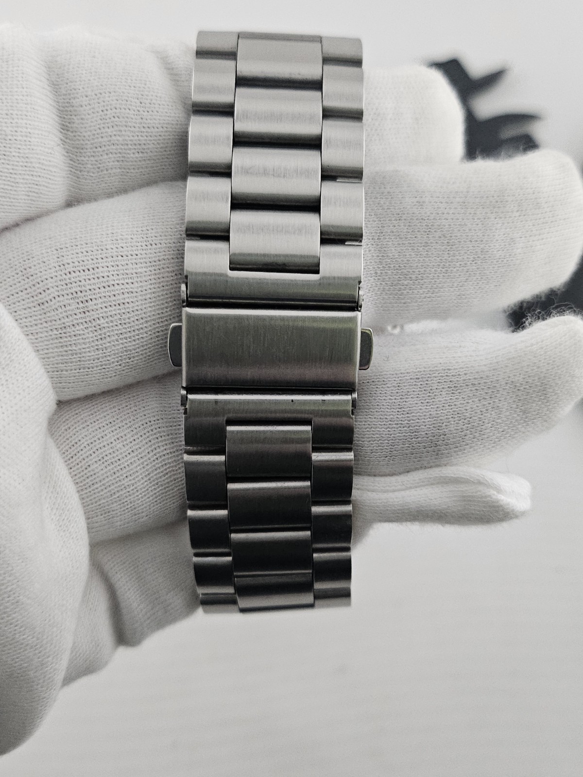 Elevon Hughes Aviator Style Men's Quartz Watch Mint Condition New Battery Runs 