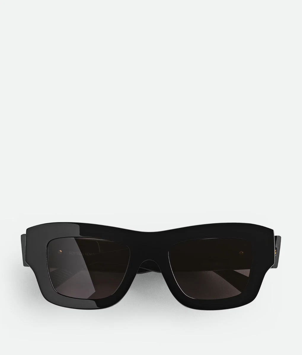 BOTTEGA VENETA SUNGLASSES BV1357S-001 BLACK FRAME GREY LENS  display picture 3