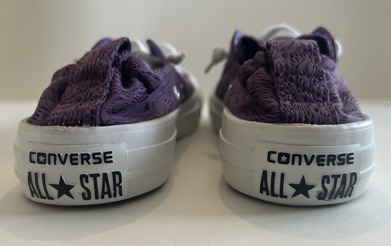 NEW Converse All Star Purple Lace Detail Slip on Sneakers  Girls Size 3  thumbnail 3