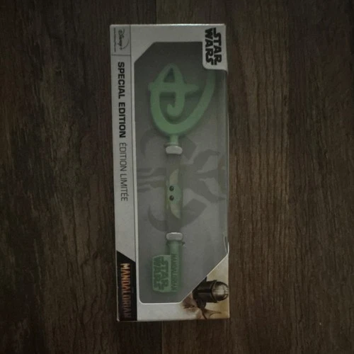 Disney Star Wars: The Mandalorian the Child Special Edition Collectible Key