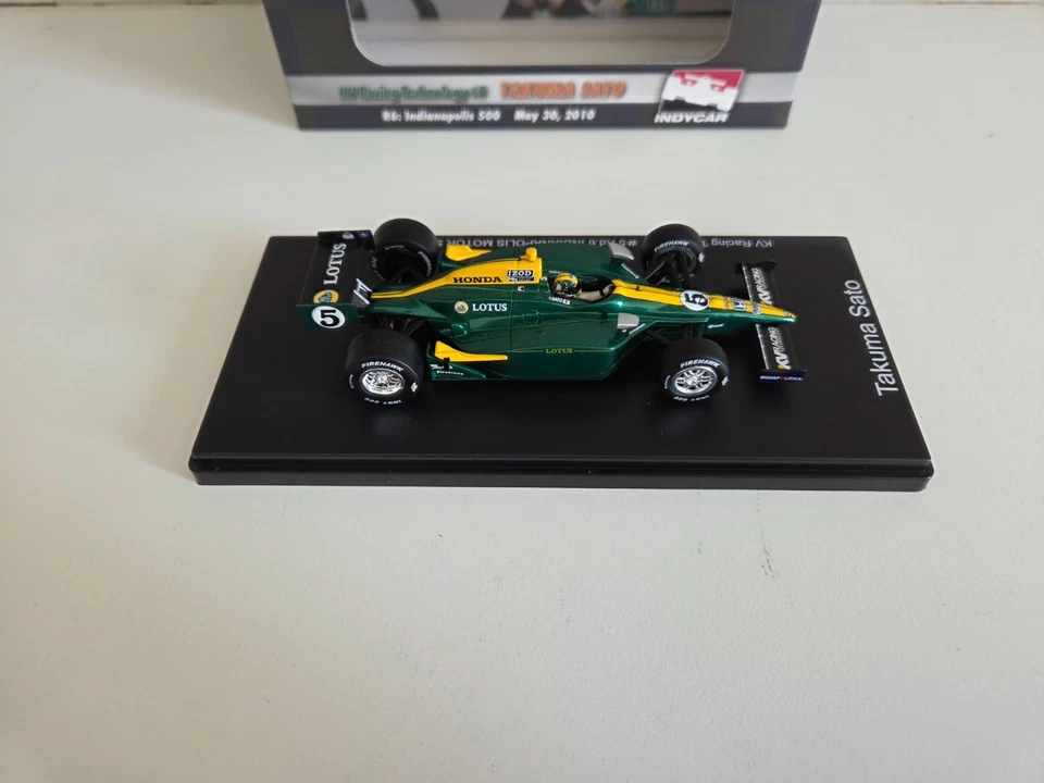 Greenlight 1/43 Lotus KV Racing Honda T. Sato - Indianapolis 2010 - FL1520103 - Immagine 3 di 4