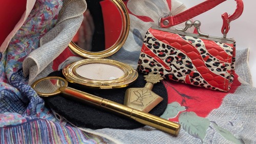 Vintage Vanity Lot: Revlon Lip-Fashion Mirror 1940, Cloisonne Compact, #115 eyel