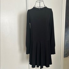 Zara Elegant Black Dress Stretchy Long Sleeved Size M