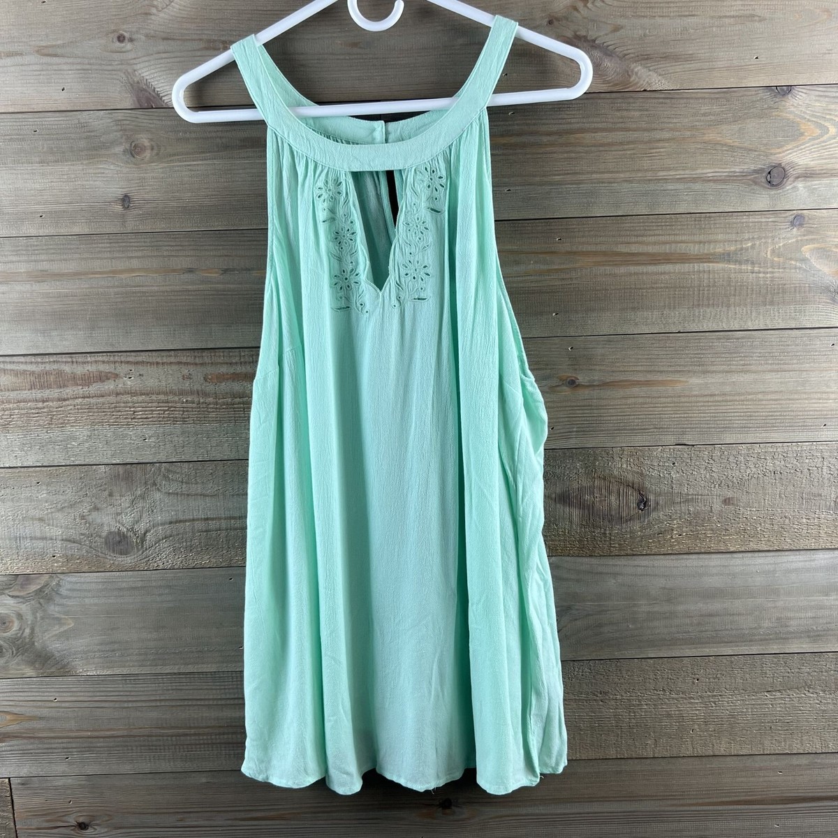 Torrid Womens Shirt Mint Eyelet Keyhole Goddess Tank Size 2 2X