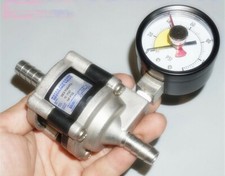 183-150-PG Water Pressure Reducing Valve With Pressure Gauge Metal Casing
