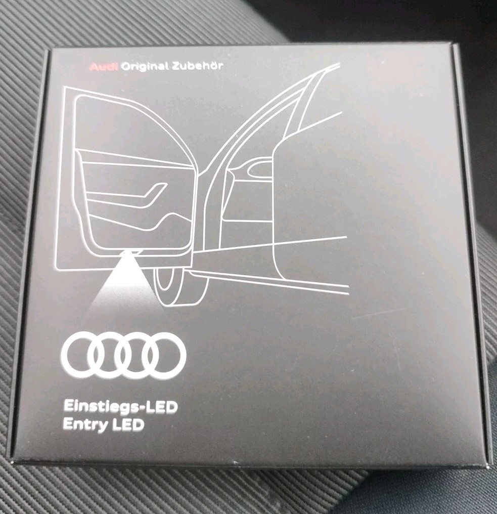 Luci Soglia Audi Originali Con Proiezione Logo - Set 2 Pezzi, LED Bianco, 4G0052133G - Foto 10