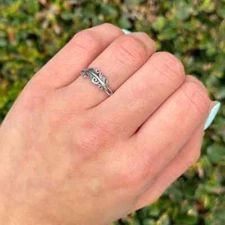 Unique Style Feather Design Women's Office & Party Ring In 935 Argentium Silver