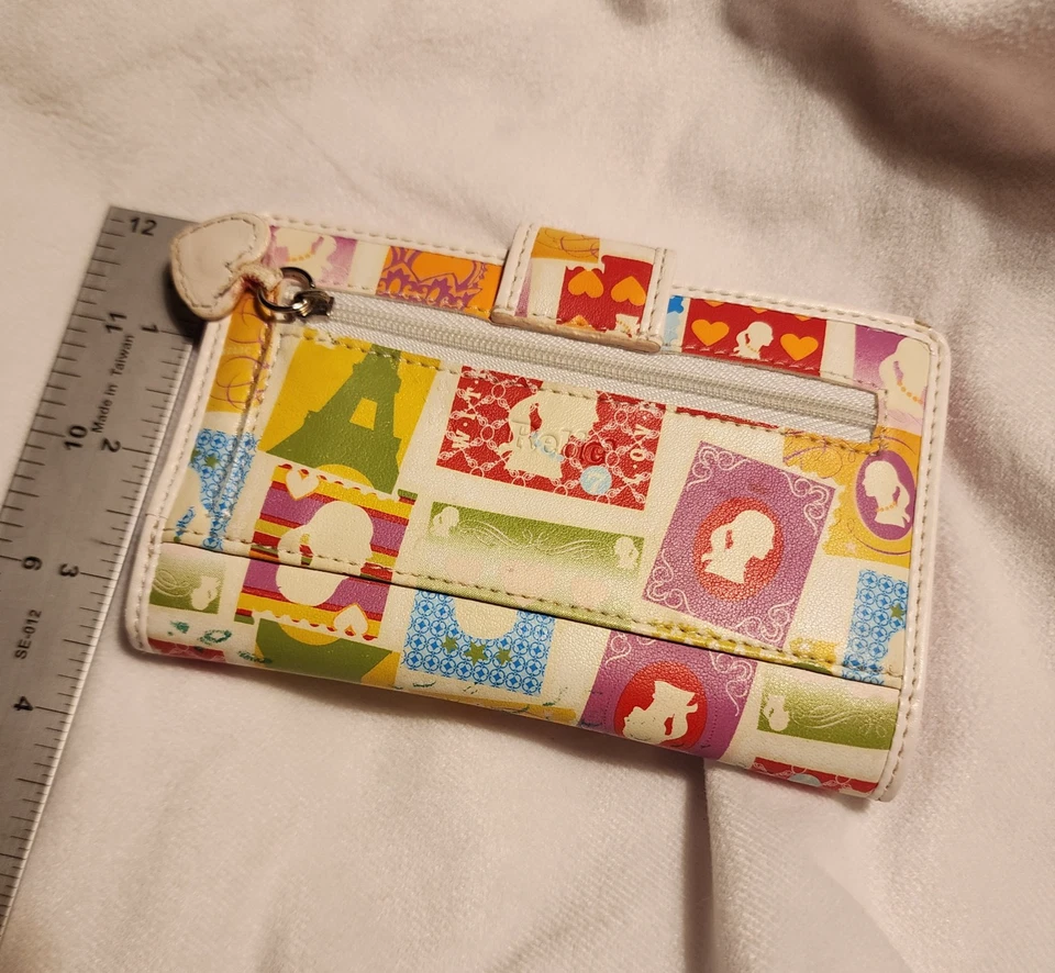 Cartera Relic By Fossil para mujer Y2K Barbie tema rosa femenina Foto 2 de 4