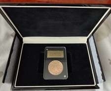 2021 Queen Elizabeth II And Lion 95th Birthday Gold Proof Double Sovereign Coin