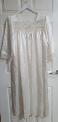 Vintage Christian Dior Weiß Saks Fifth Avenue Satin Nachthemd Spitzenbesatz M/L