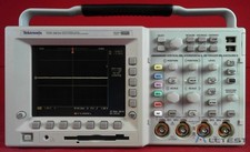 Tektronix TDS3054 Four Channel Color Digital Phosphor Oscilloscope 500 MHz 5GS/s