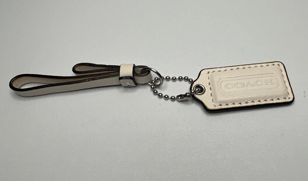 Coach Key Chain Off White Tag, PLUS, Off White Leather Puller thumbnail 3