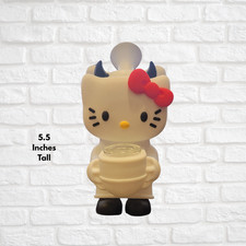 Small Silicone Water pipe Hello Kitty themed 