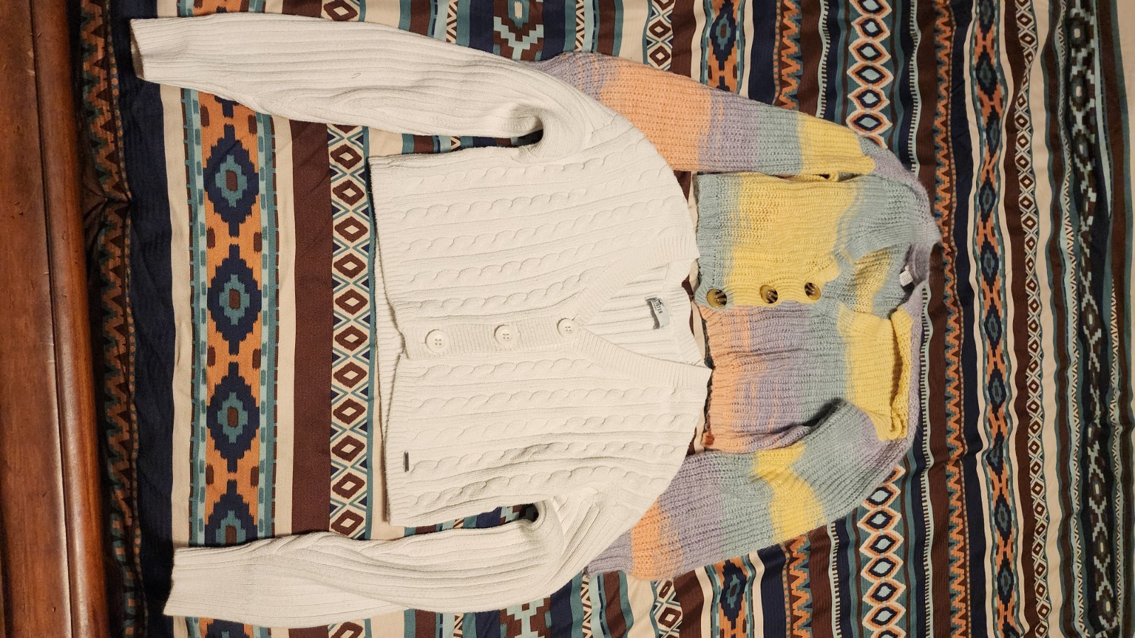 Suéteres con botones Hollister/inclinación completa talla pequeña