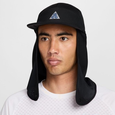 NEW Size S/M Nike ACG Fly Black Hat Cal Removable Neck Cape HJ7021