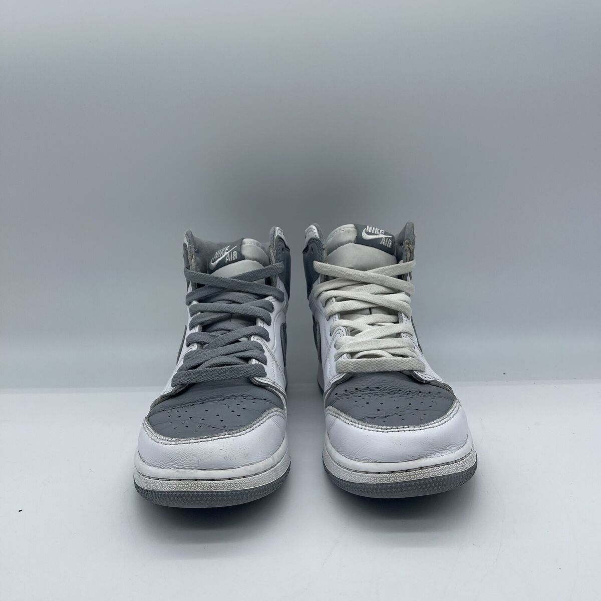 Nike Air Jordan 1 Retro High OG Stealth GS Size 6.5Y Shoes Nike Air Jordan 1 Retro High OG Stealth GS Size 6.5Y Shoes