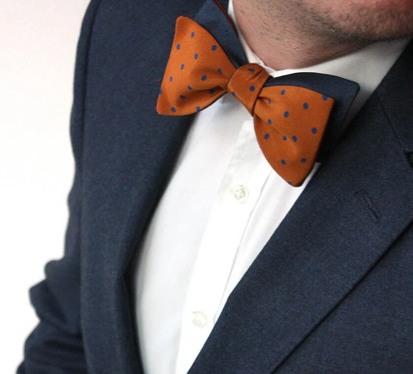 NWT Men s bow tie Brown Navy Polka Dot Self tied Bow tie Gift Box
