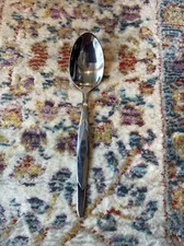 CUTCO CUE2 7 1/2" Oval SOUP SPOON 18/10  Stainless Steel