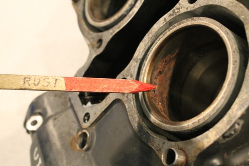 1985 Honda Magna 700 VF700C UPPER ENGINE MOTOR CRANKCASE CRANK CASE BLOCK VF 85 - Picture 5 of 12