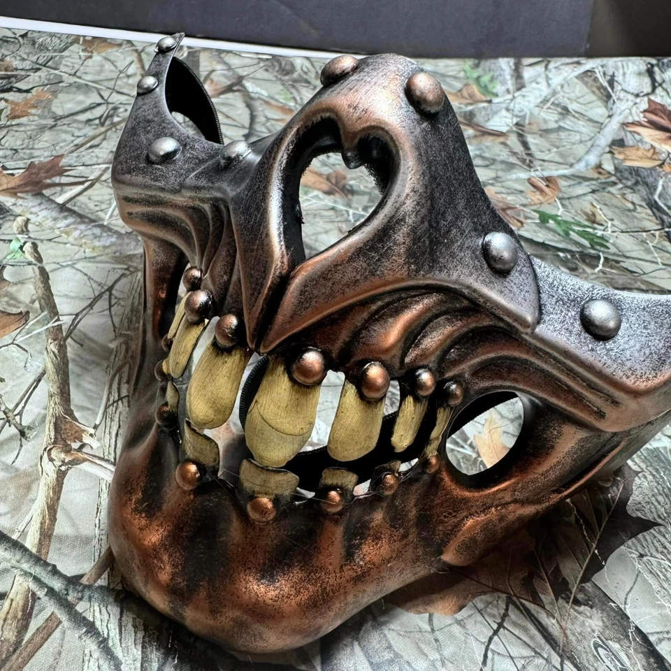 Máscara de mascarada unisex de media cara inferior steampunk calavera dopest bronce y plata Foto 4 de 4